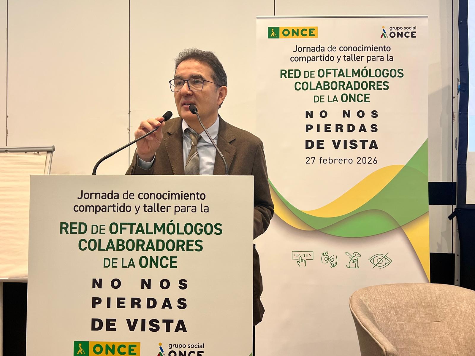 Andrés Ramos en la inauguración de la jornada con los oftalmólogos