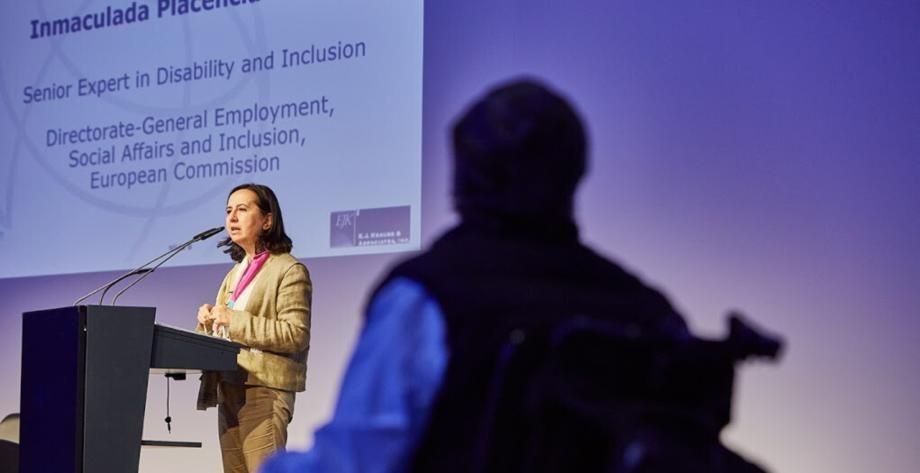 Inmaculada Placencia durante su intervención