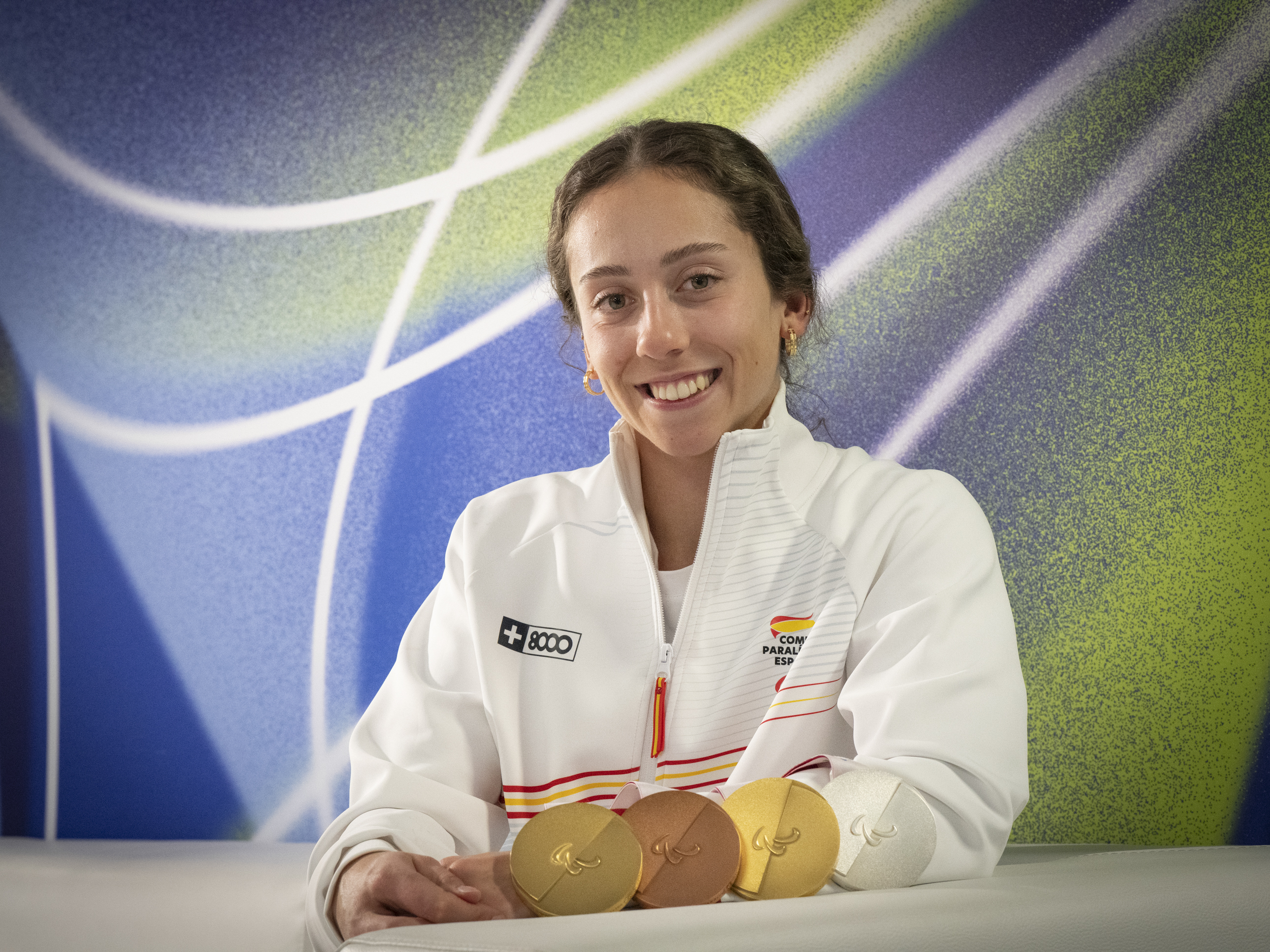 Audrey Pascual con las cuatro medallas de Milán Cortina 2026
