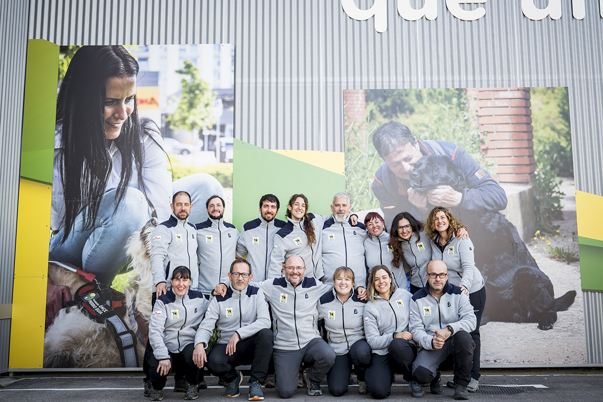 Foto de familia de los nuevos entrenadores y los formadores