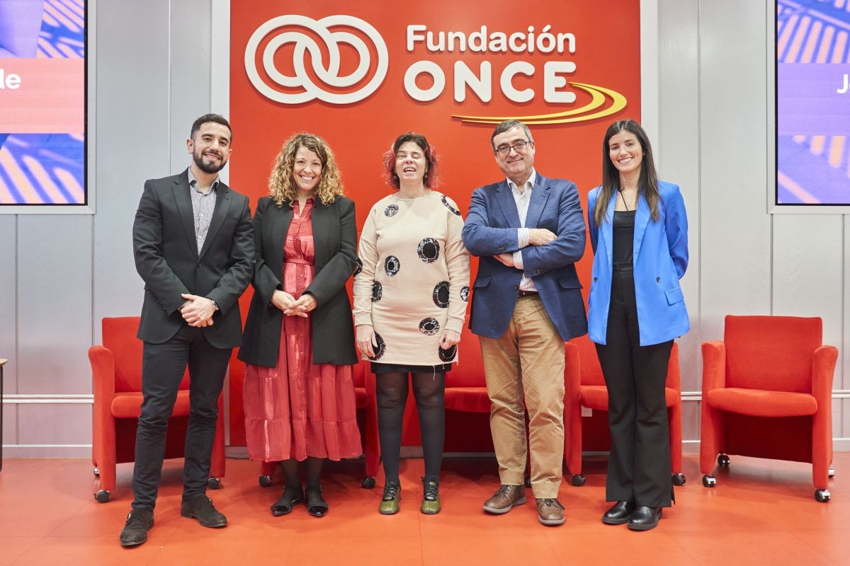 Participantes en la jornada entre Fundación ONCE y Red.es