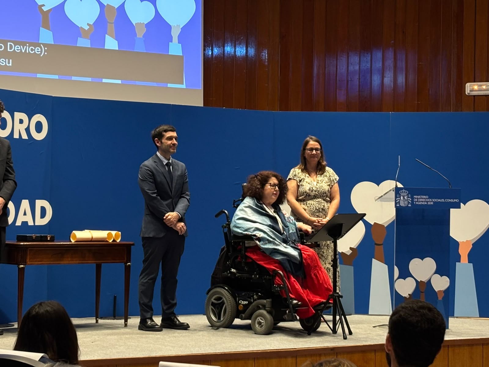 Bustinduy y Noelia durante su discurso