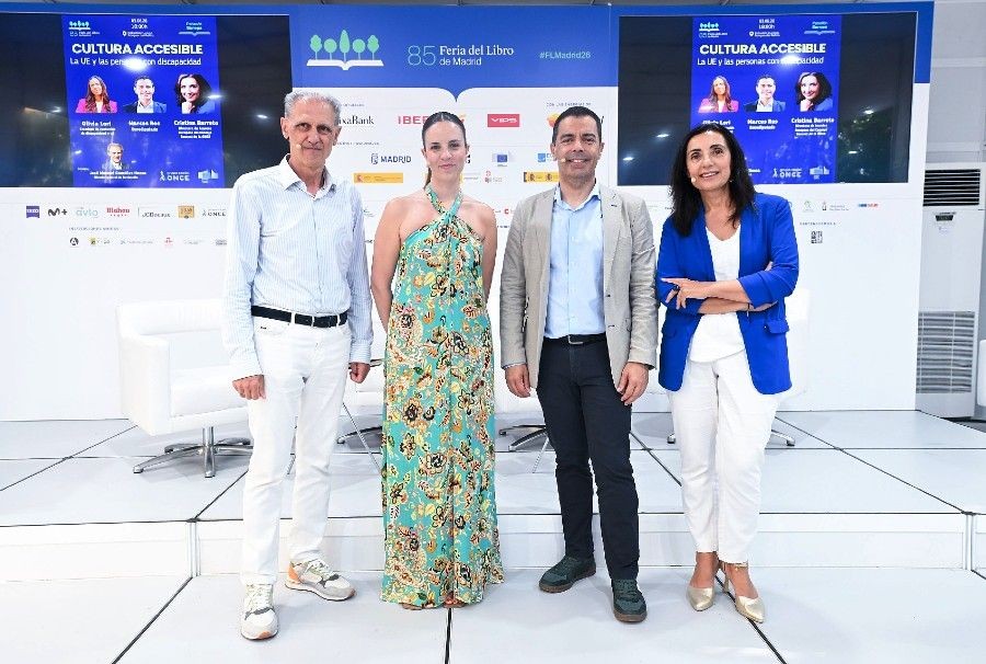 de izquierda a derecha, José Manuel González, Olivia Lori, Marcos Ros y Cristina Barreto | Foto de Gustavo Valiente