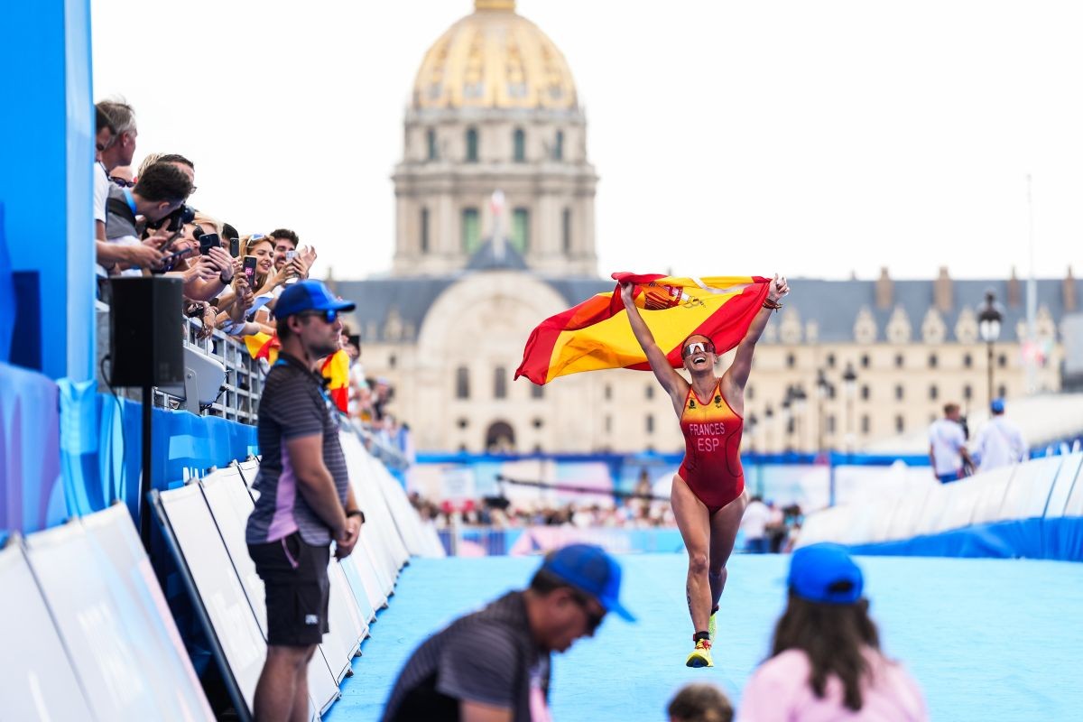 Marta Francés en el momento en el que logró la medalla de plata en los JJOO de París | Foto cedida por Marta Francés
