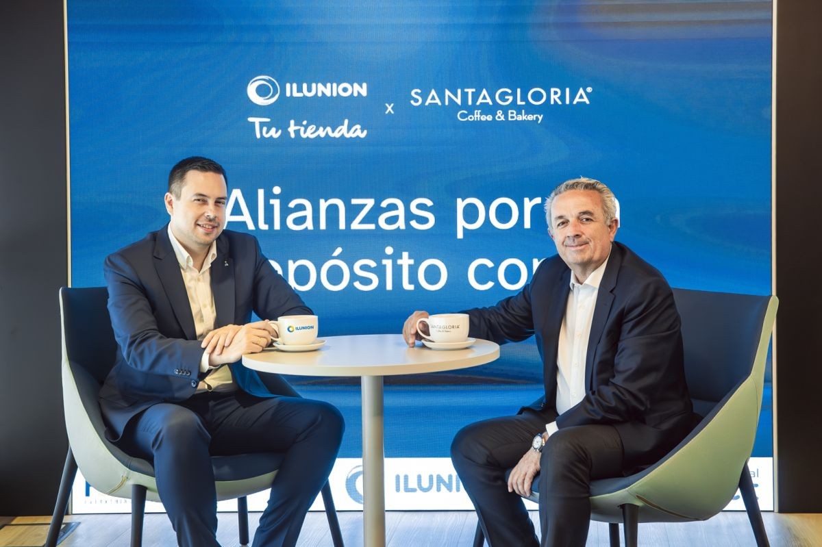 El director general de ILUNION Retail, Delio Díaz, y el presidente de FoodBox, Enrique Francia