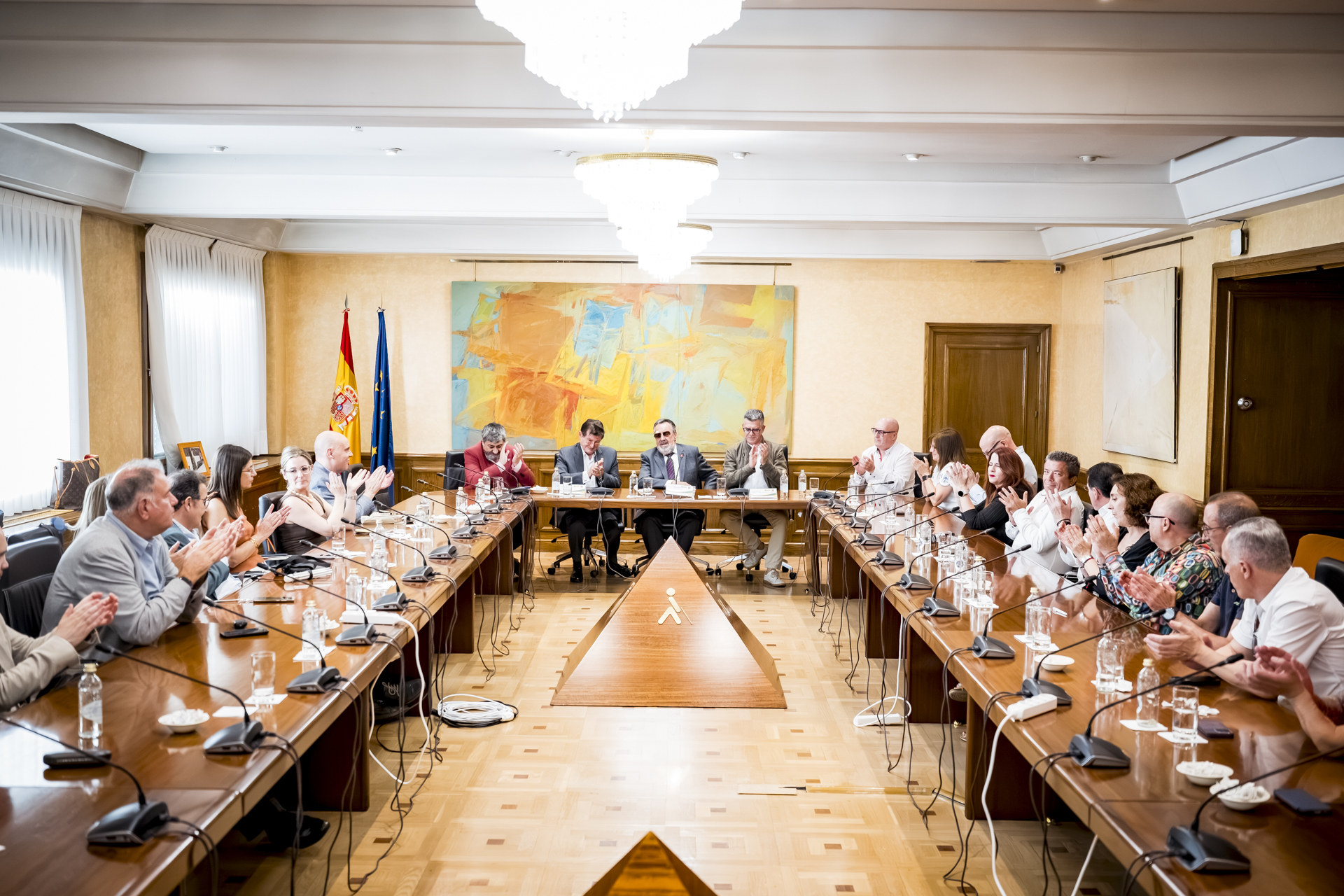 Vista de la mesa negociadora del Convenio, minutos antes de cerrar la negociación y proceder a firmar el acuerdo