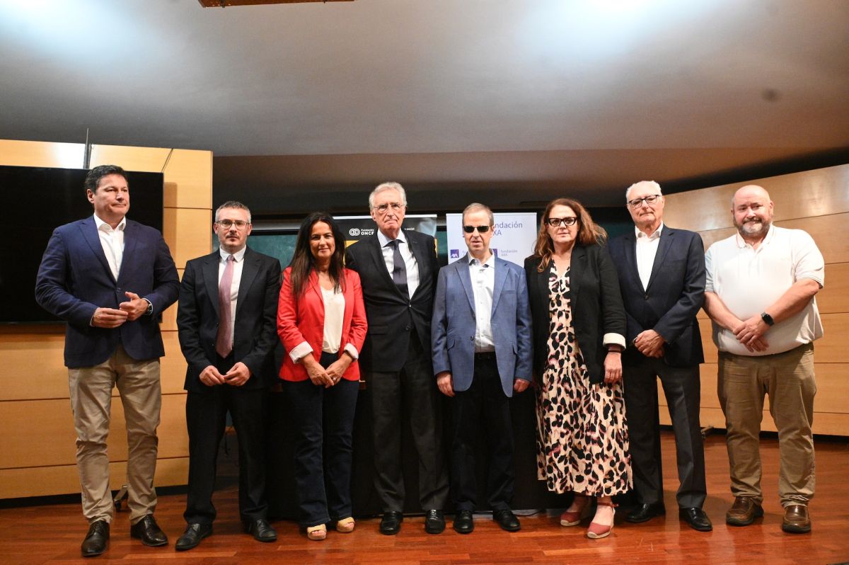 Expertos y responsables de las entidades participantes en el estudio sobre la soledad no deseada en Cantabria