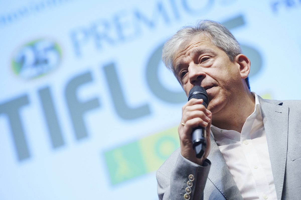 Antonio Mayor, durante la entrega de los Premios Tiflos del Periodismo