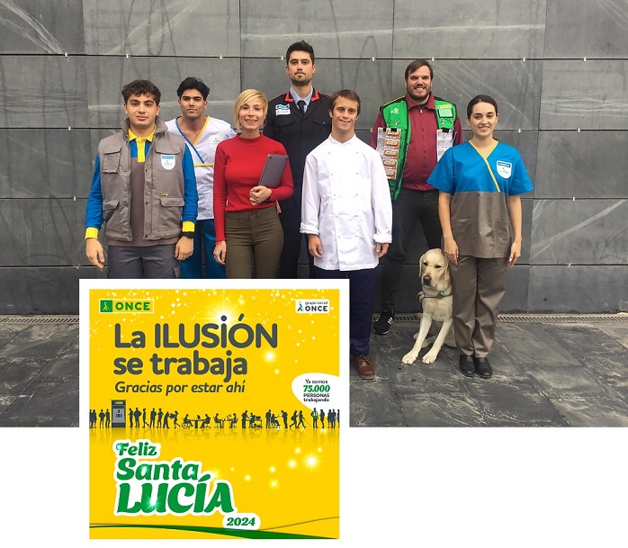 Trabajadores de todo el Grupo junto al logo de celebración de Santa Lucía Trabajadores de todo el Grupo junto al logo de celebración de Santa Lucía
