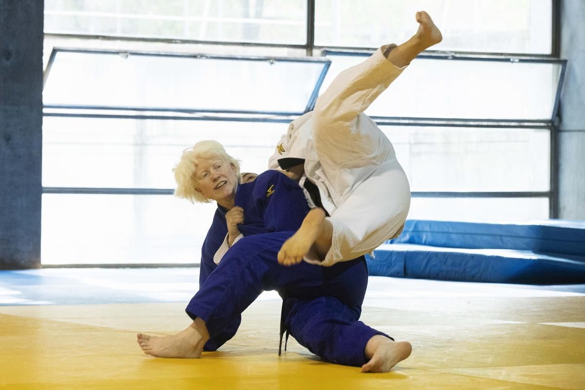 La judoca de la FEDC, ciega, Marta Arce en plena competición