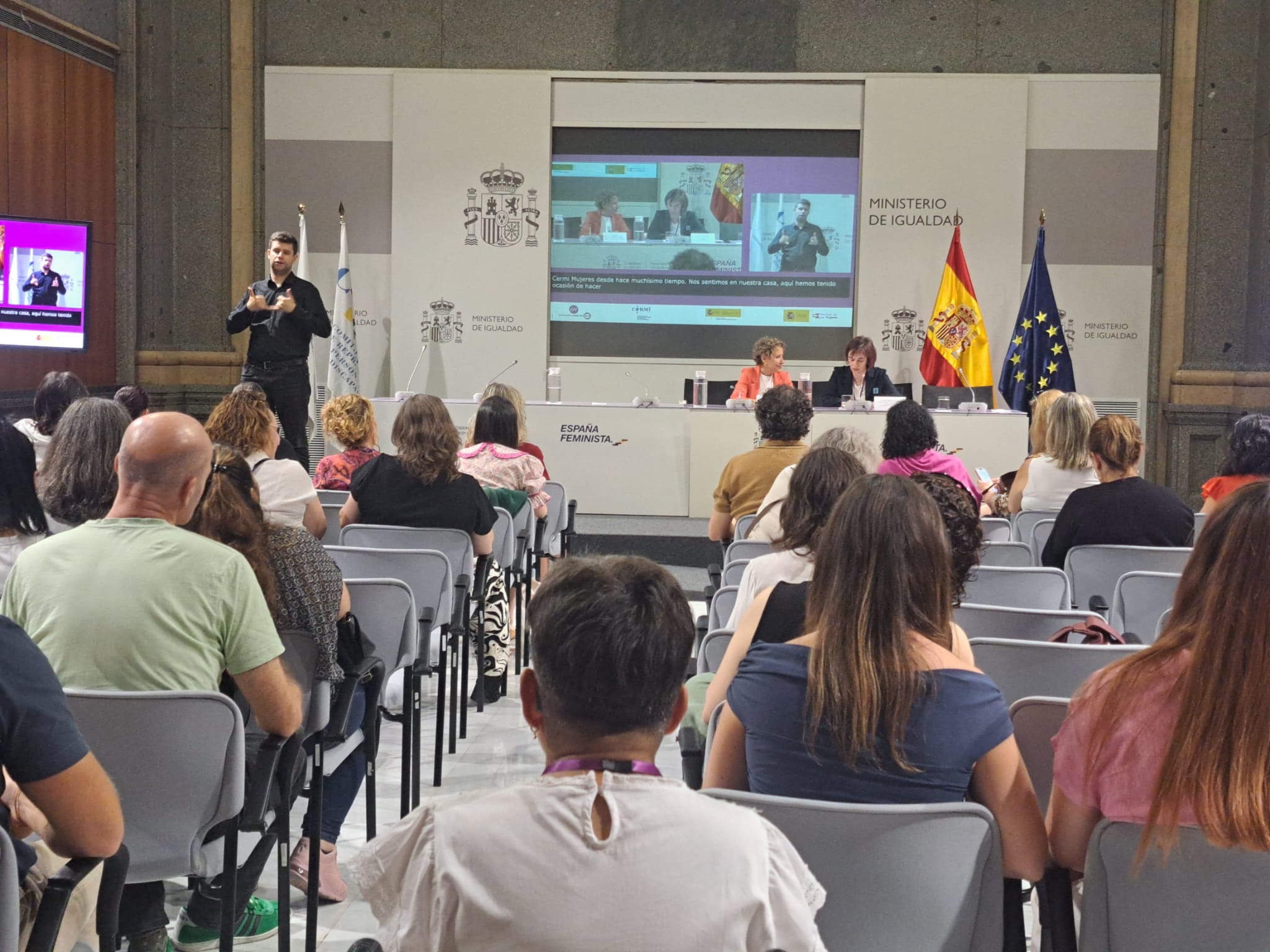Claurusa de la conferencia