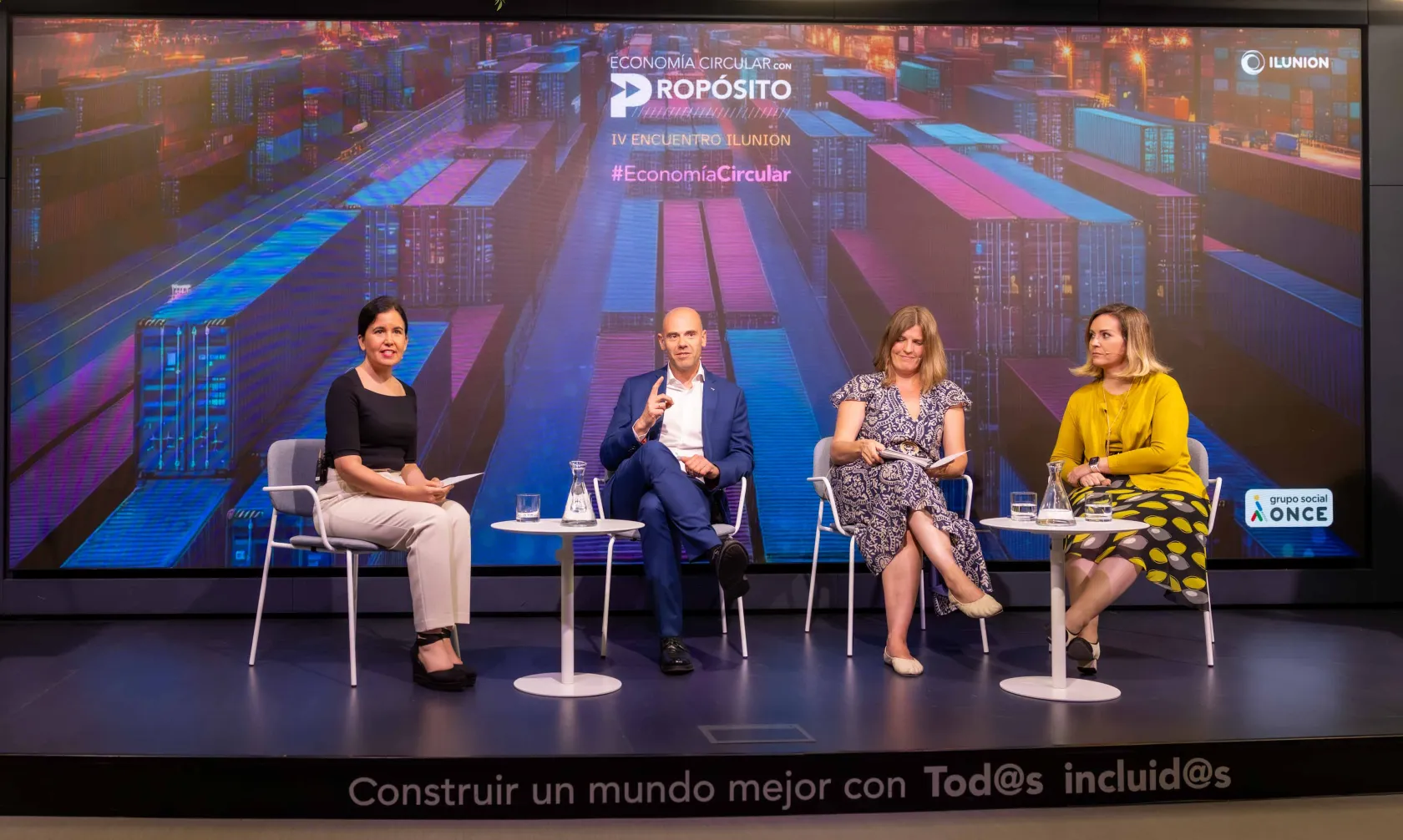 Otra de las mesas del encuentro sobre economía circular de Ilunion, moderada por Lucía Mateo