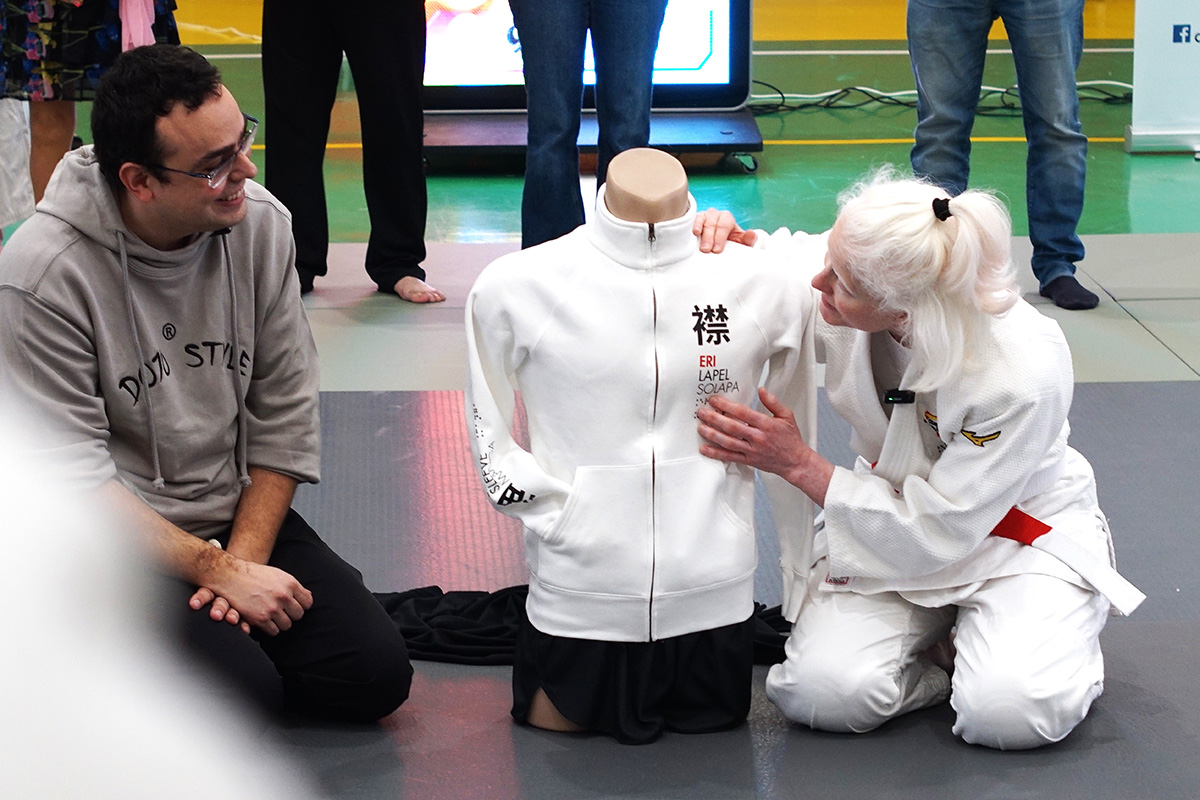 Dojo y Marta Arce presentan la línea de ropa inclusiva Dojo y Marta Arce presentan la línea de ropa inclusiva