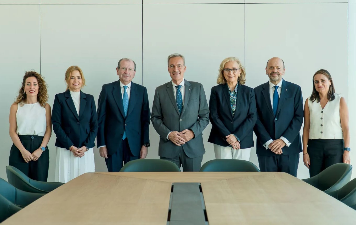 Foto de familia del acuerdo de Ilunion con Garrigues Foto de familia del acuerdo de Ilunion con Garrigues