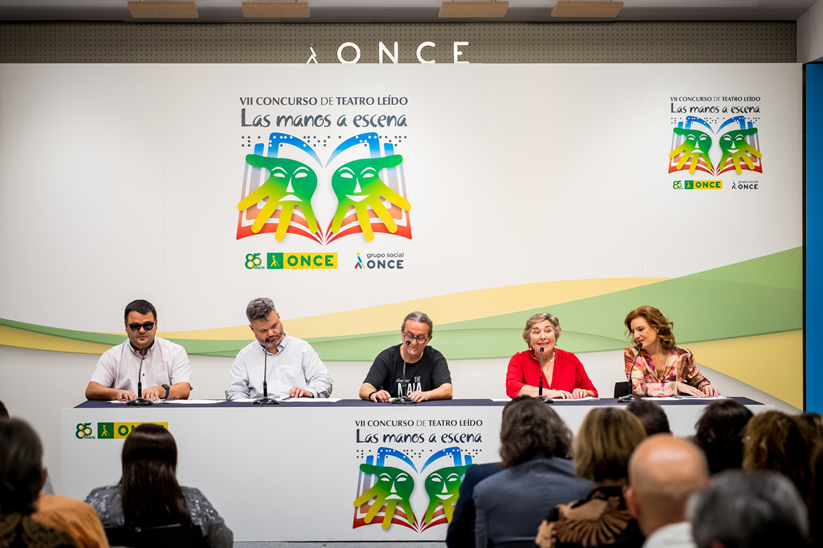 Una de las lecturas del acto de entrega del pasado año Una de las lecturas del acto de entrega del pasado año