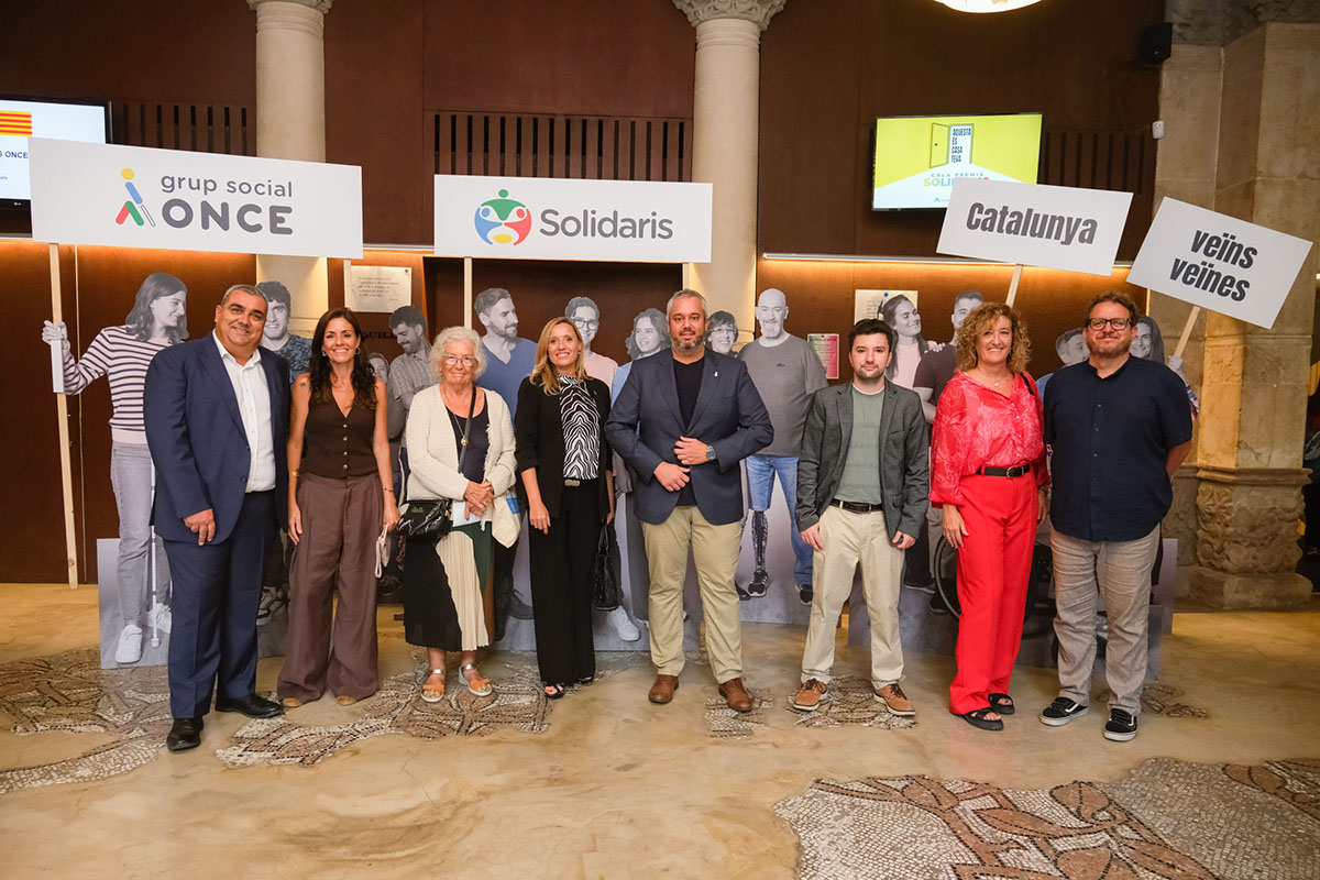 Foto de familia de los Premiados en los Solidarios de Cataluña Foto de familia de los Premiados en los Solidarios de Cataluña