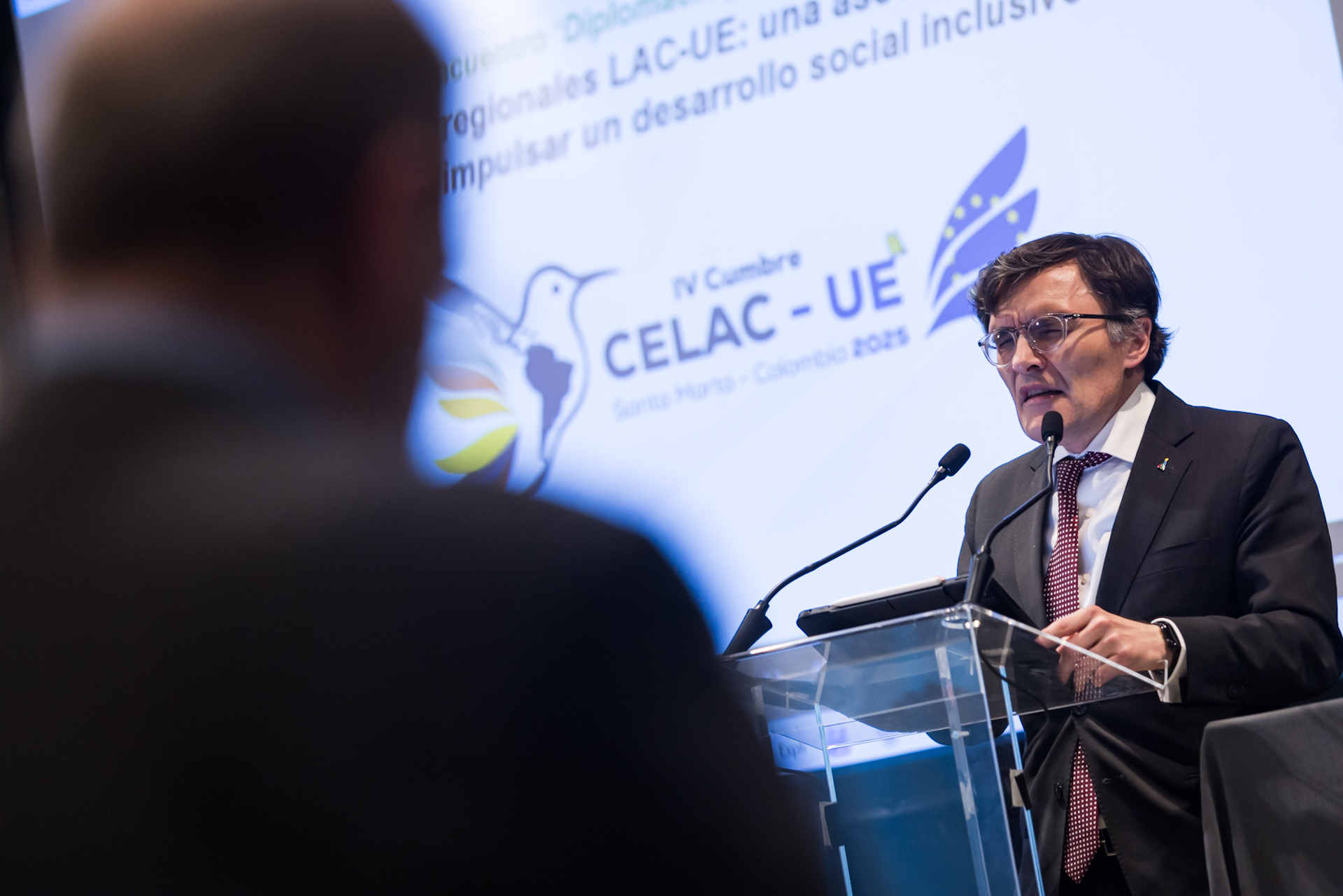 Alberto Durán durante su intervención en el encuentro Diplomacia para la inclusiòn