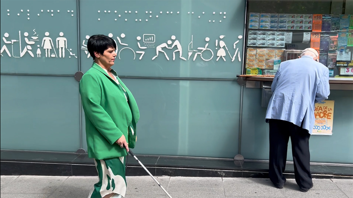 Carmen Hidalgo entrando en Prim