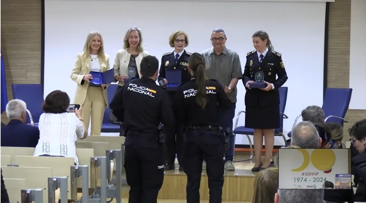 Foto final tras la mesa redonda