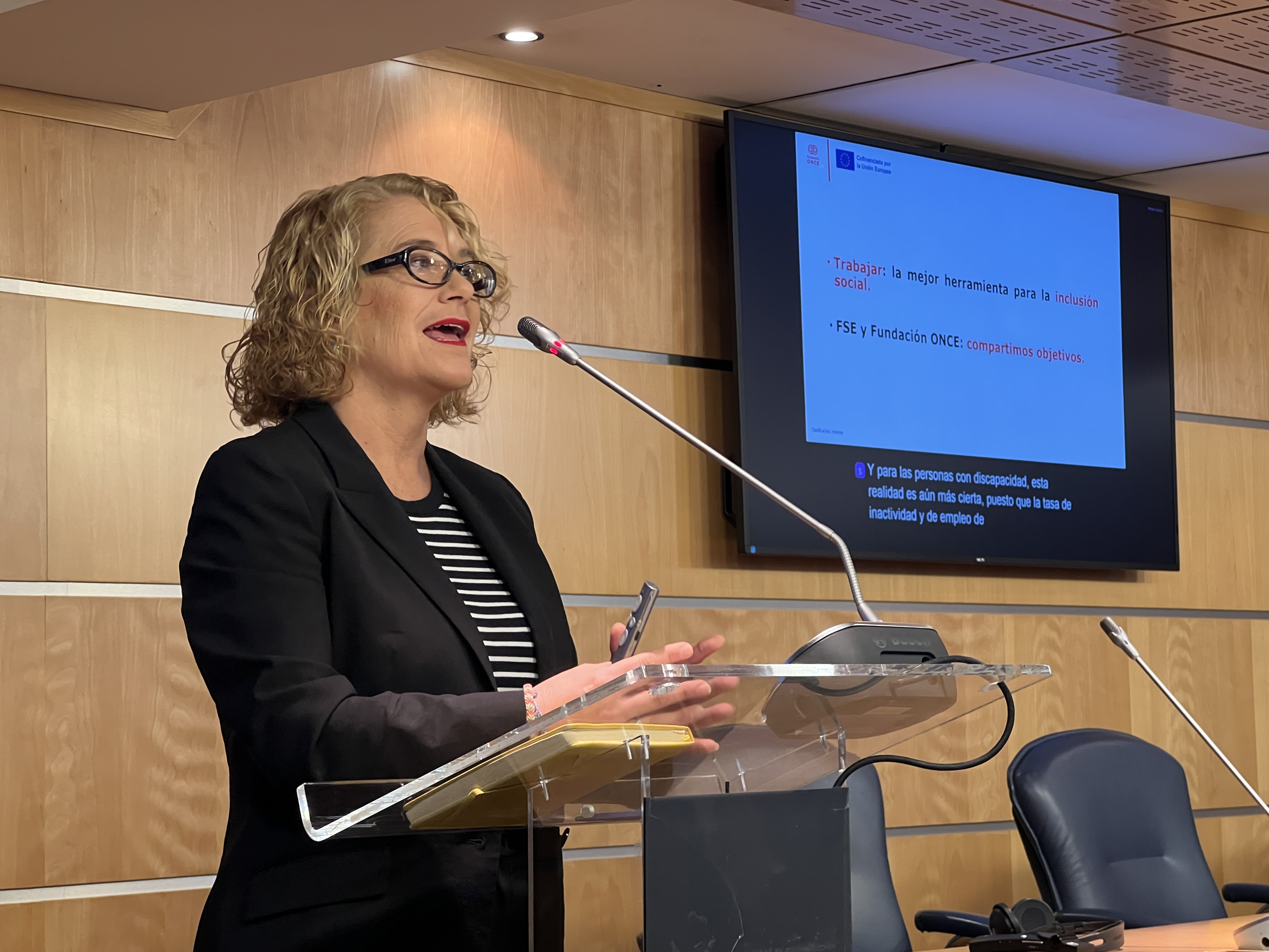 Maria Tussy durante su intervención