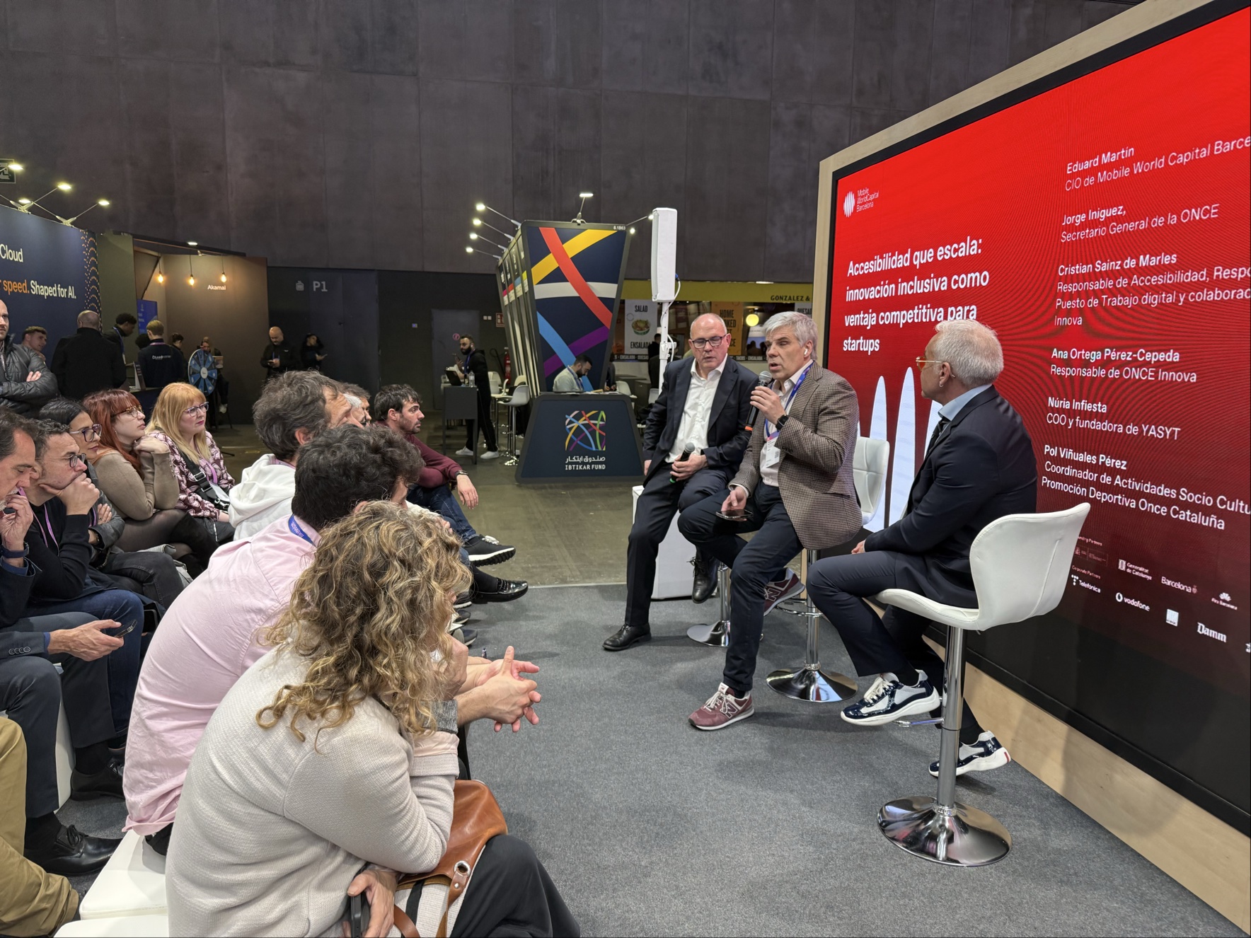 Cristian Sáinz de Marles durante su intervención en el MWC