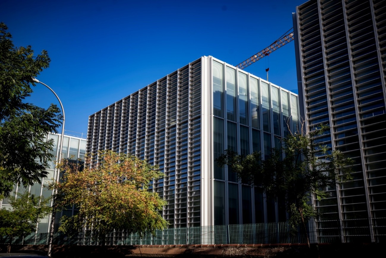 Imagen de una de las fachadas del nuevo complejo del Grupo Social ONCE