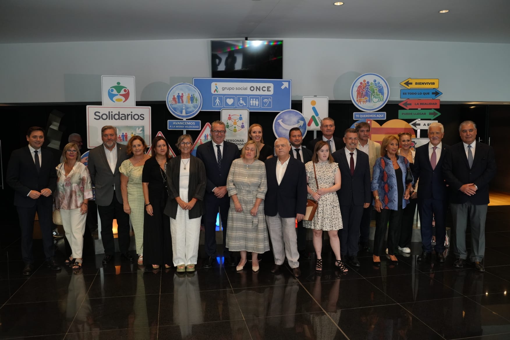 Premiados y autoridades Premios Solidarios Comunidad Valencia 2026na