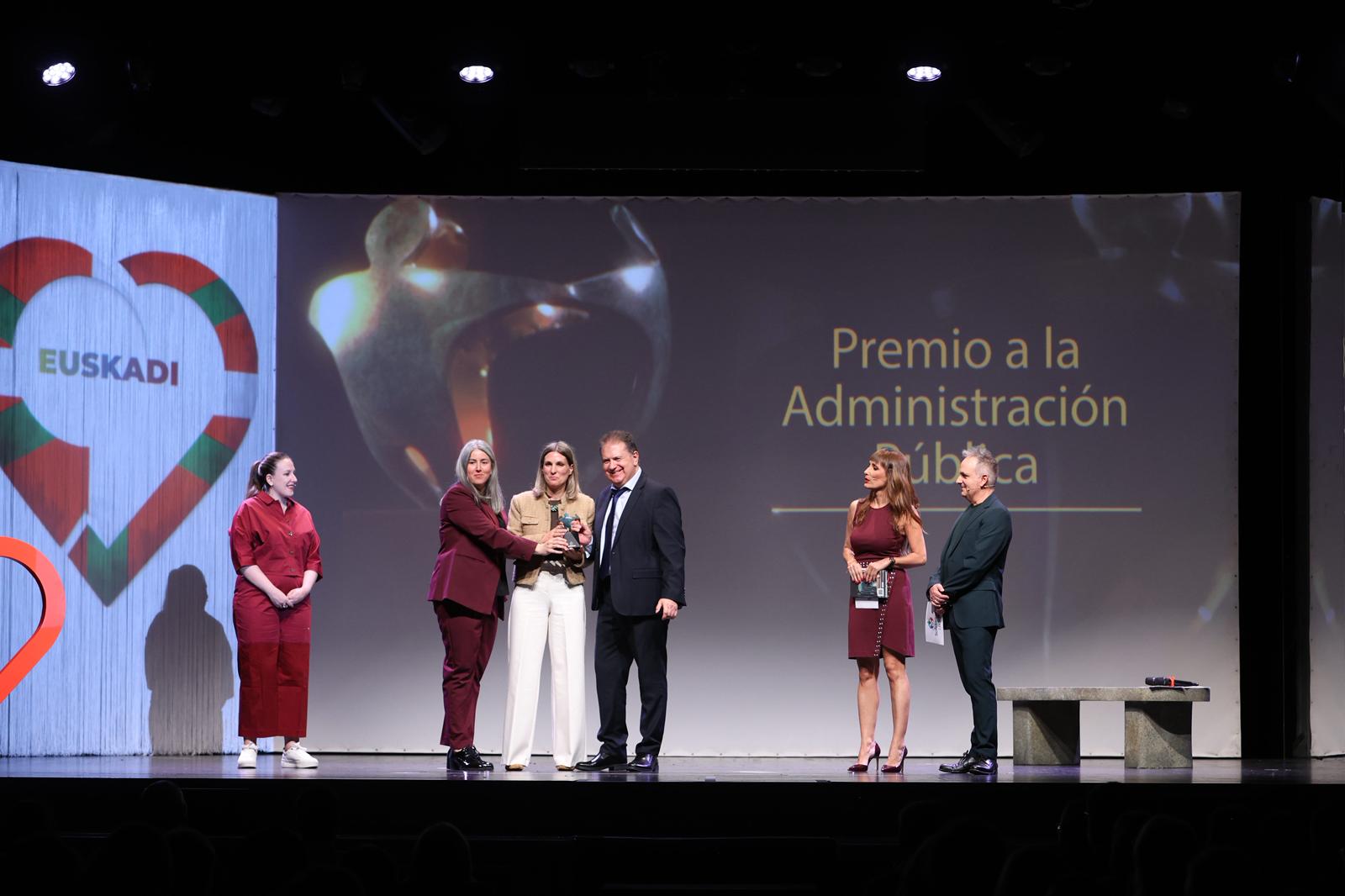 Ganador del Premio Solidarios administración pública